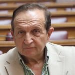 Σπύρος Μπιμπίλας: Ως βουλευτές έχουμε επίδομα 900 ευρώ για ταχυδρομικά τέλη