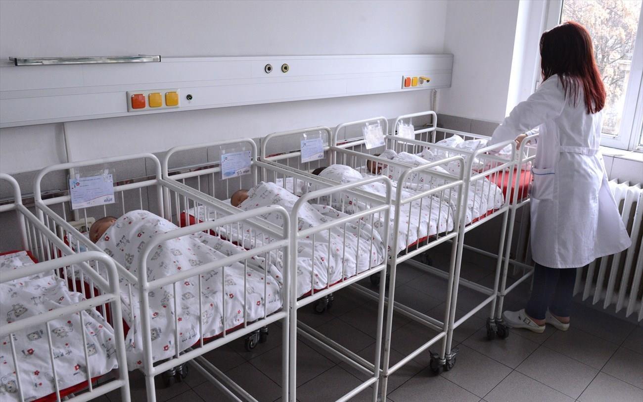 Απάτη! Fake αναρτήσεις επικαλούνται δύο ελληνικά δημόσια μαιευτήρια