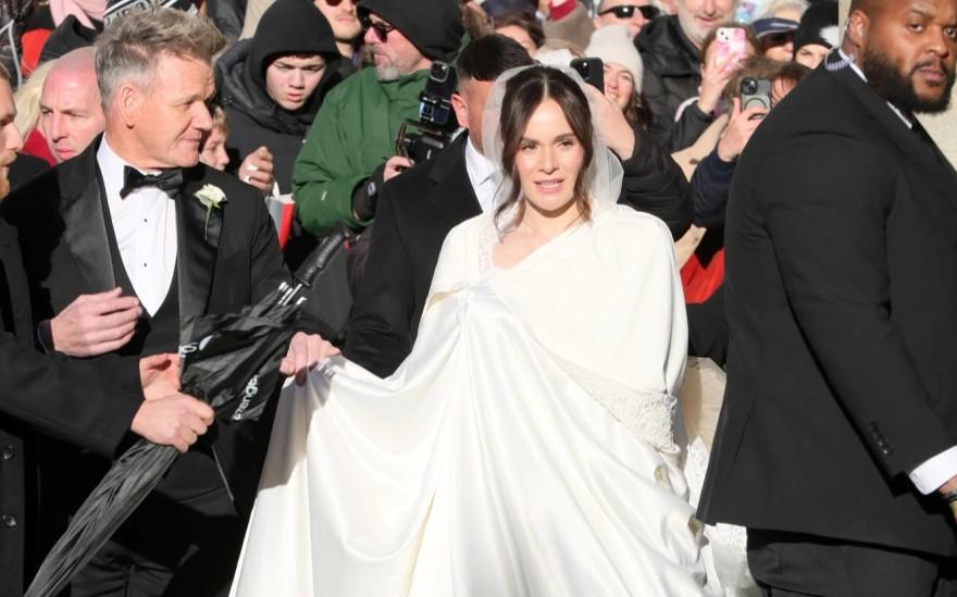 Γκόρντον Ράμσεϊ: Οι… μπηχτές για την απουσία των πεθερικών από τον γάμο της κόρης του