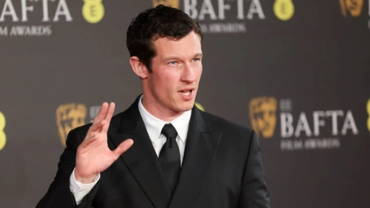 Κάλουμ Τέρνερ: Προηγείται για τον ρόλο του Τζέιμς Μποντ