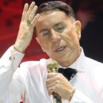 Γιώργος Μαζωνάκης: Τον αποθέωσε ο κόσμος στο κέντρο όπου εμφανίζονται Ρουβάς και Θεοδωρίδου