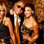 Γιάννης και Δήμητρα Κούστα: Οι VIP καλεσμένοι στην έπαυλή τους στη Βουλιαγμένη