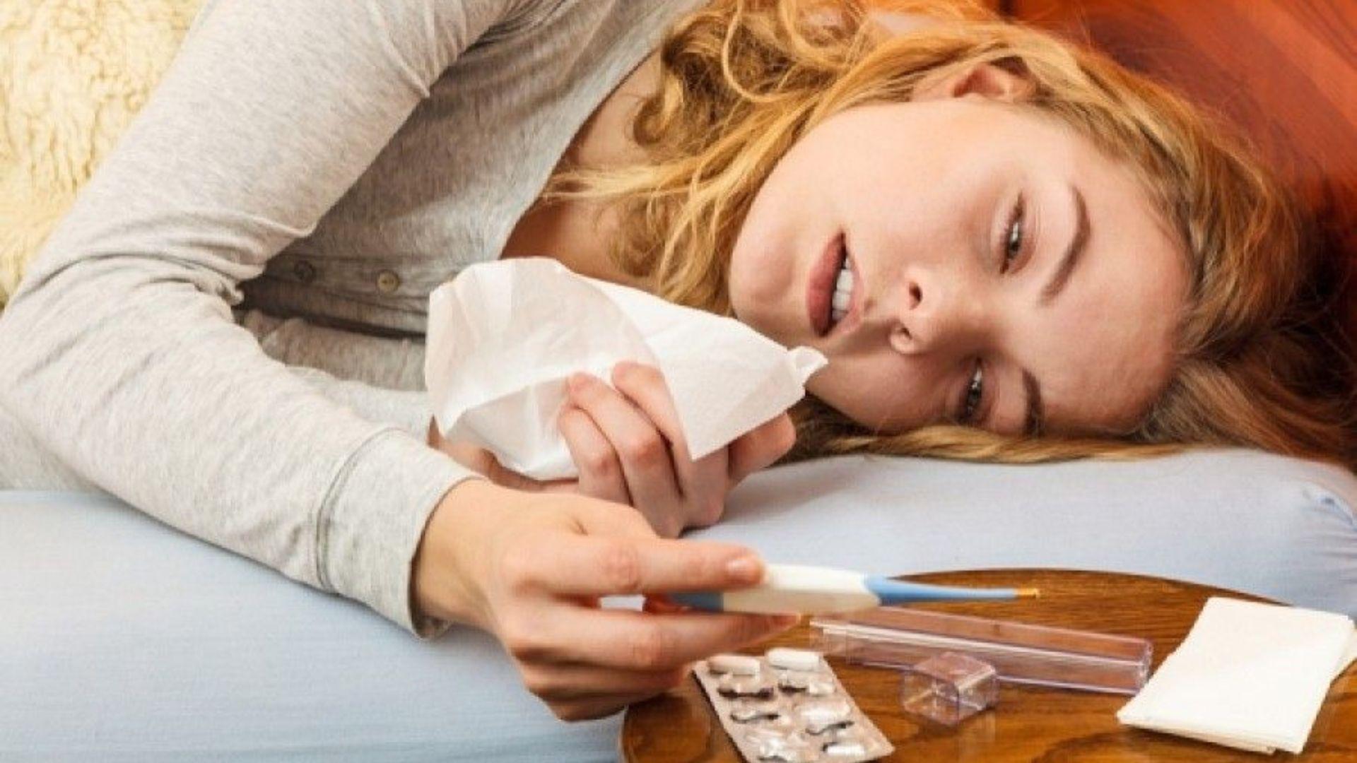 Οι πνευμονολόγοι προειδοποιούν: “Προσοχή στις βαριές λοιμώξεις στις γιορτές”