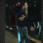 Γιώργος Μαζωνάκης: Βγήκε από το μαγαζί για να χαιρετήσει τον κόσμο