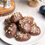 Μελομακάρονα με επικάλυψη σοκολάτας και καρύδια