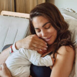 Ευρυδίκη Βαλαβάνη: Θήλαζα το μωρό κι έκλαιγα!