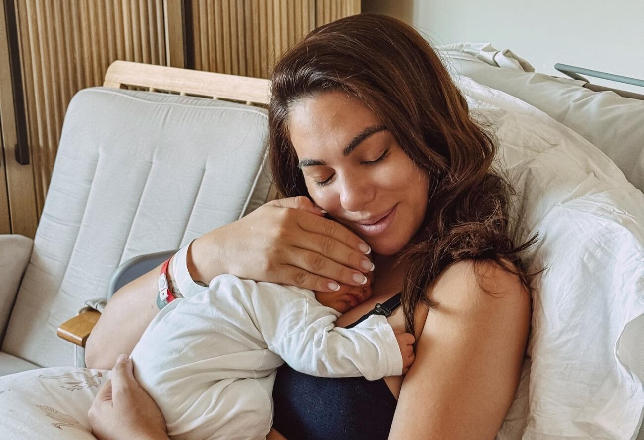 Ευρυδίκη Βαλαβάνη: Θήλαζα το μωρό κι έκλαιγα!