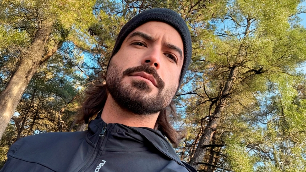 Τροχαίο ατύχημα για τον Άρη Μουγκοπέτρο: «Ζω από θαύμα για ακόμα μια φορά»