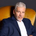 Νίκος Γρίτσης: Πέρασα 15 μήνες στη φυλακή και στην απομόνωση έγραφα στίχους