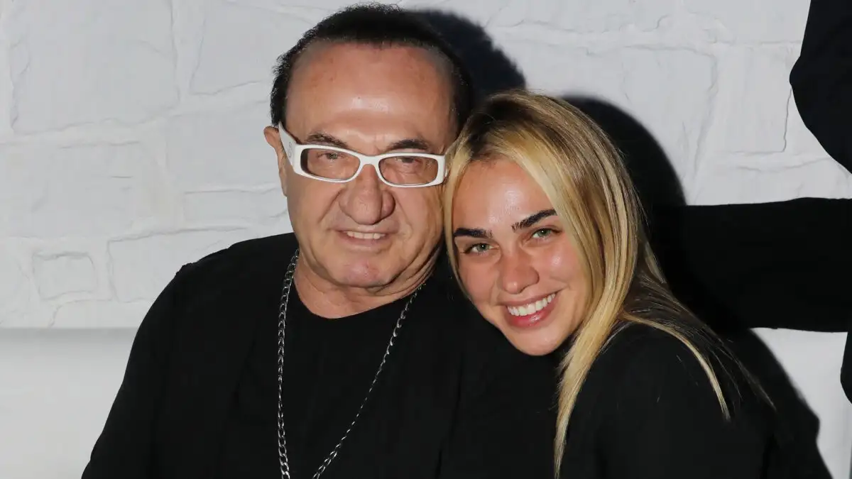 Λευτέρης Πανταζής: “Η Κόνι είναι δίπλα μου, βράχος και ασπίδα”