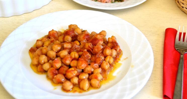 Ρεβίθια μεθυσμένα στη γάστρα