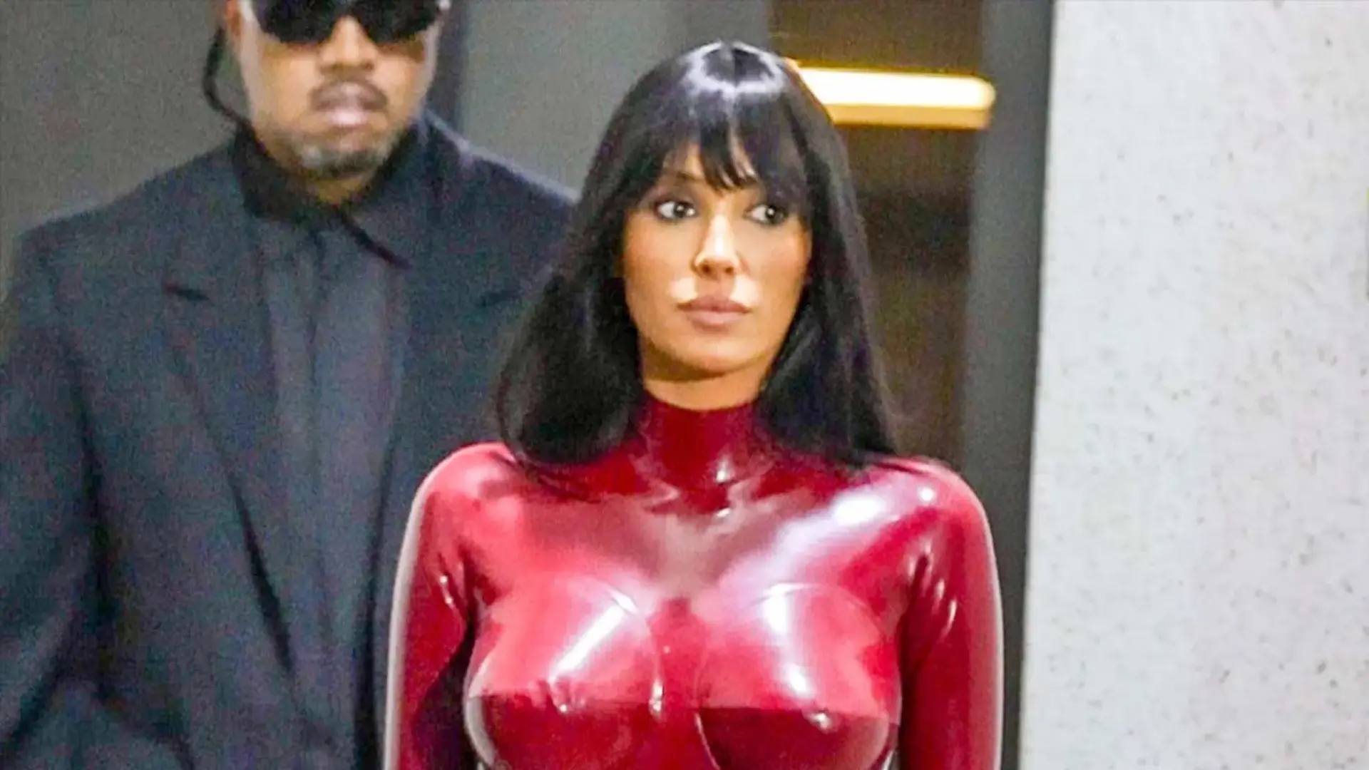 Κόκκινη cat woman η Μπιάνκα Σενσόρι