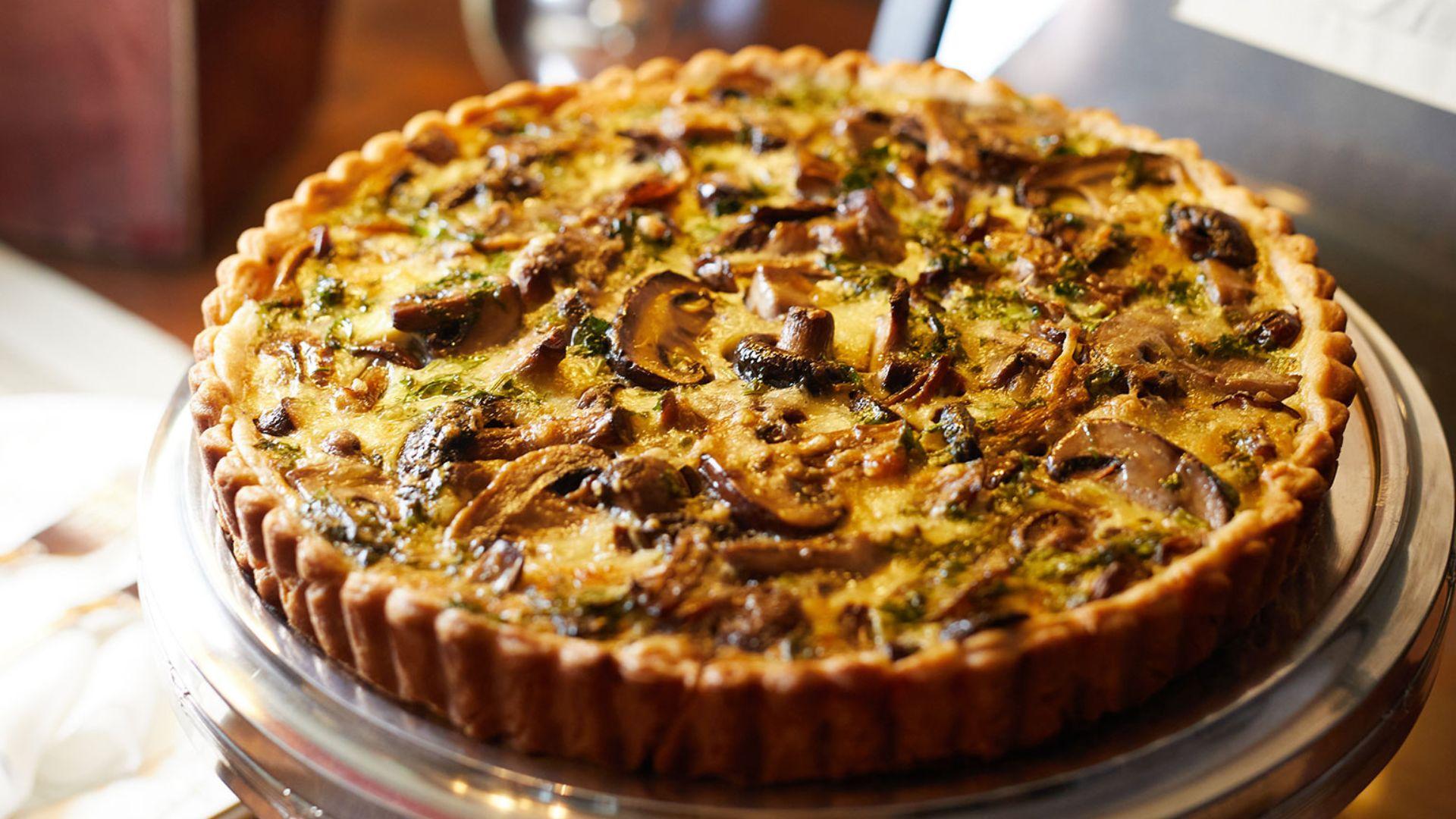 Τάρτα με μανιτάρια και μπλε τυρί