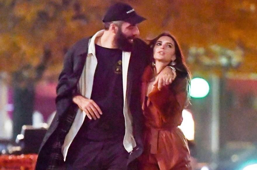 Έμιλι Ραταϊκόφσκι: Γεύτηκε την ελληνική κουζίνα στην Αθήνα