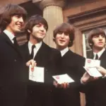 Beatles: Πρώτες εικόνες των Μέσκαλ, Κιόγκαν, Ντίκινσον, Κουίν