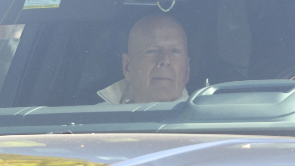 Μπρους Γουίλις: Έκανε βόλτα με αυτοκίνητο στην Καλιφόρνια