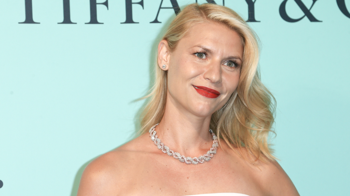 Κλερ Ντέινς: Κάλεσα τη γυναικολόγο ξεσπώντας σε σπαρακτικά κλάματα