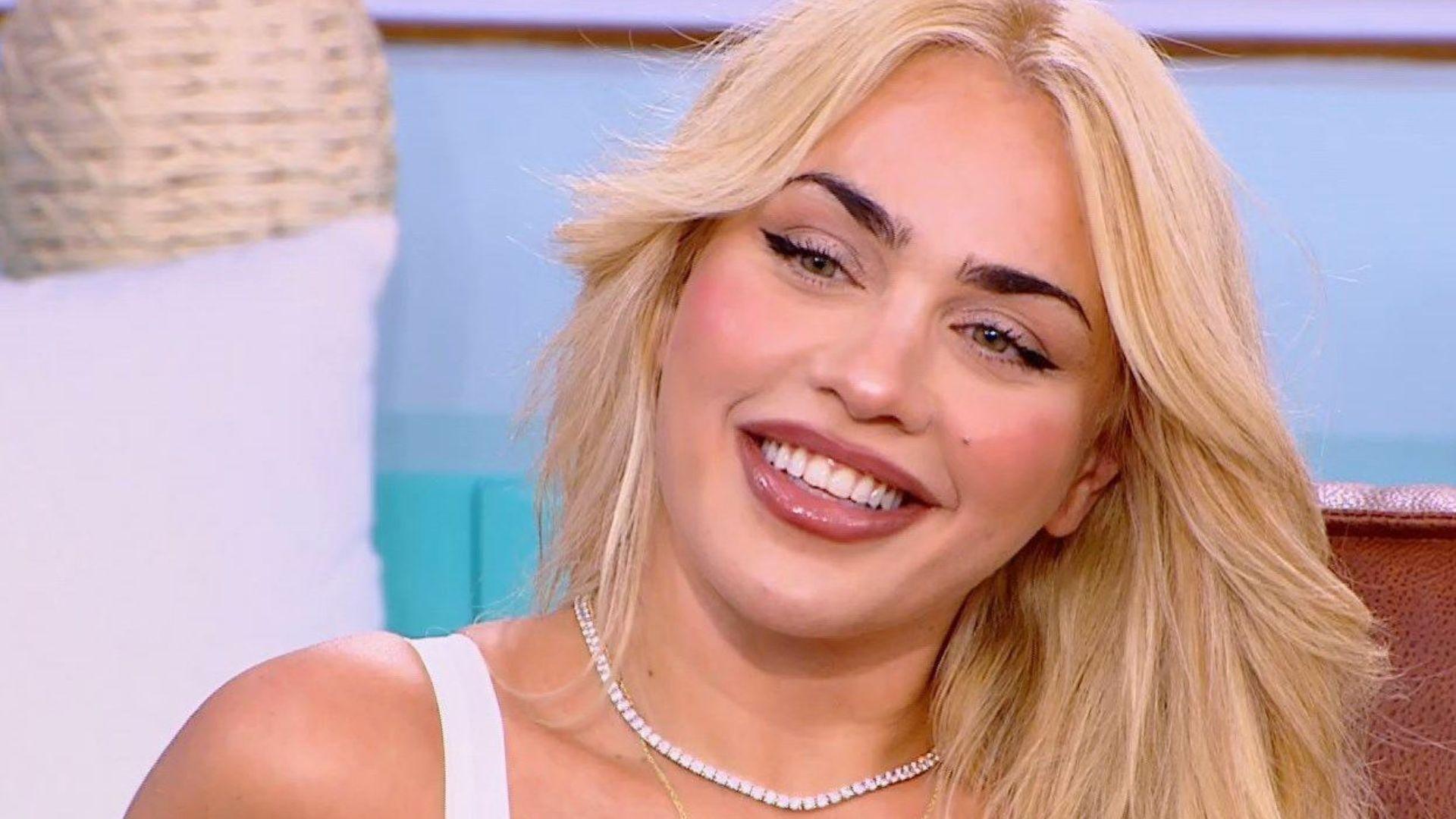 Κόνι Μεταξά: Θέλω να είμαι ελεύθερη και ωραία!