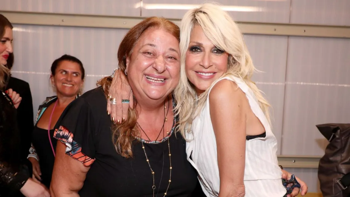 Κωνσταντινίδου για Βίσση: Πίνει, παίζει χαρτιά και βρίζει