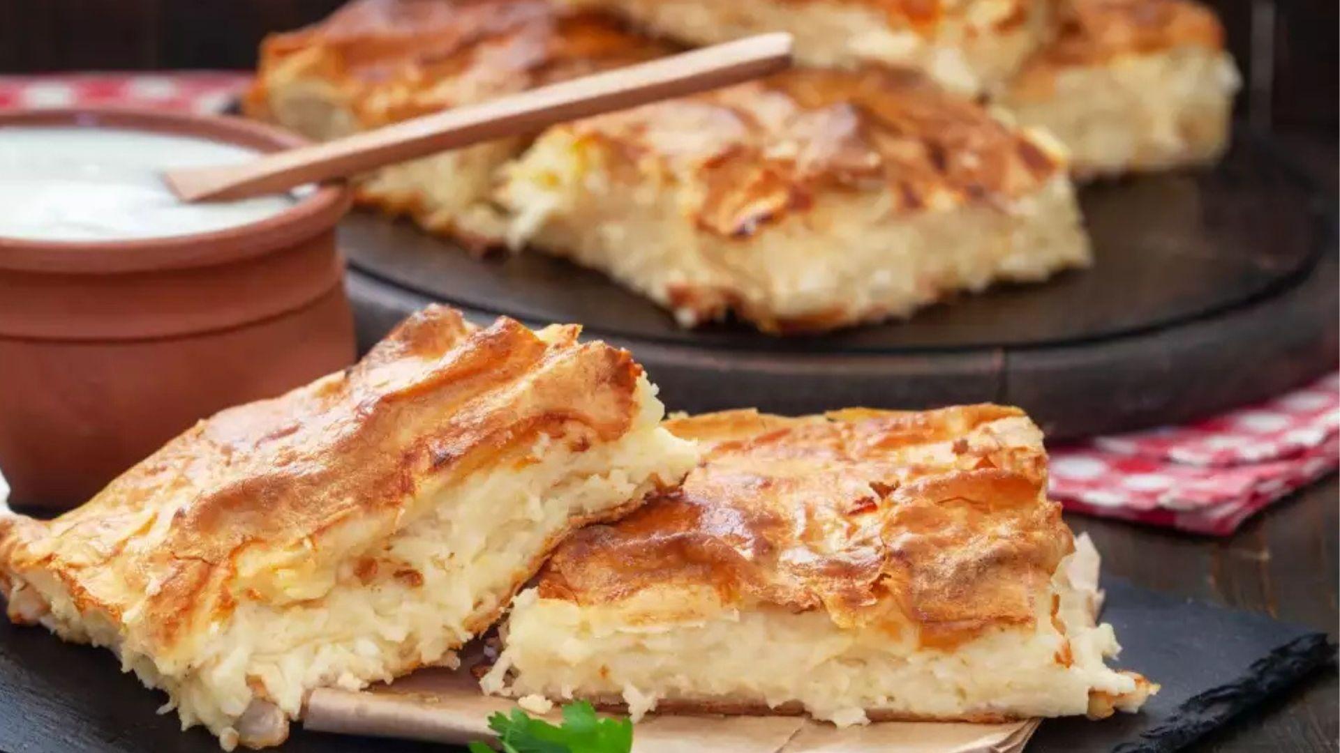 Πώς θα φτιάξετε πανεύκολη ελαφριά πίτα με γιαούρτι