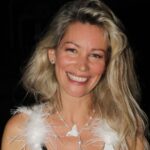 Άριελ Κωνσταντινίδη: “Η μητέρα μου έπασχε από ναρκισσιστική διαταραχή”