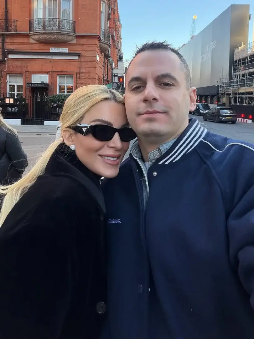 Κατερίνα Καινούργιου -Παναγιώτης Κουτσουμπής: Ρομαντικό ταξίδι στο Λονδίνο