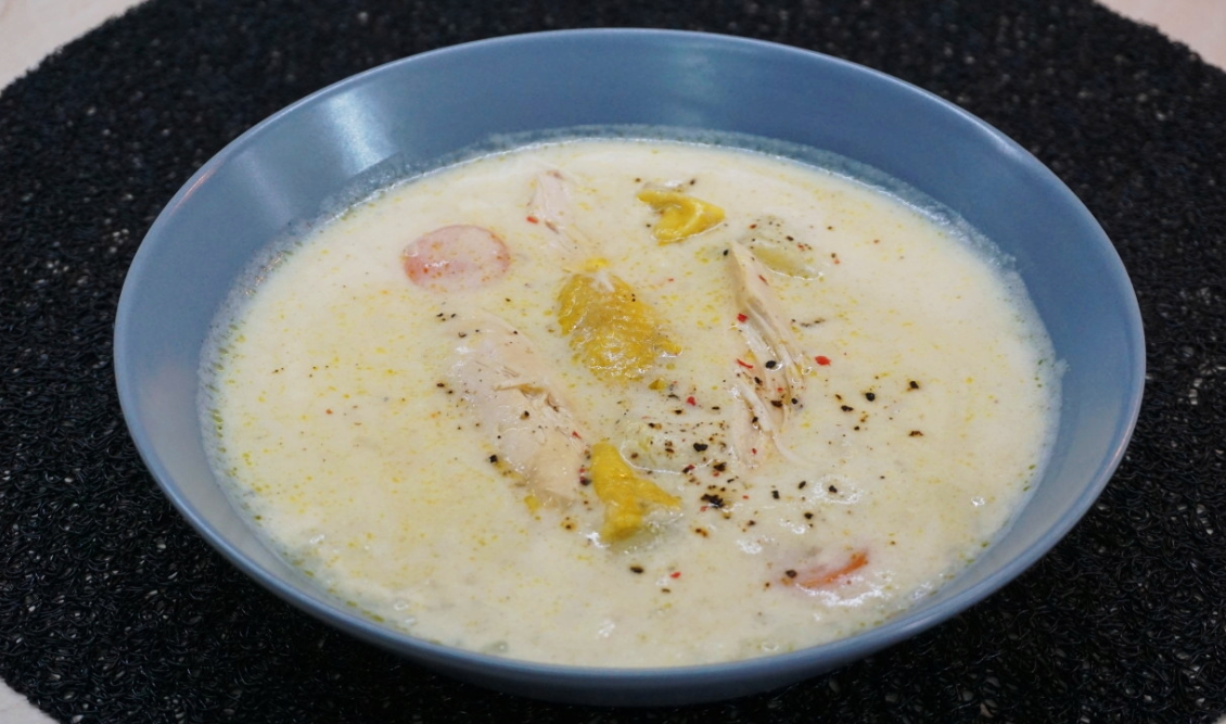 Μαμαδίστικη κοτόσουπα αυγολέμονο