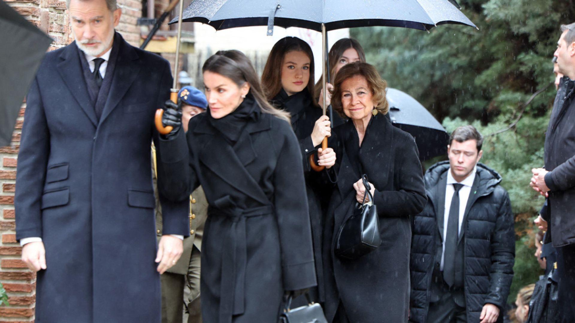 Πριγκίπισσα Ειρήνη: Σύσσωμη η ισπανική βασιλική οικογένεια την αποχαιρέτησε στη Μαδρίτη