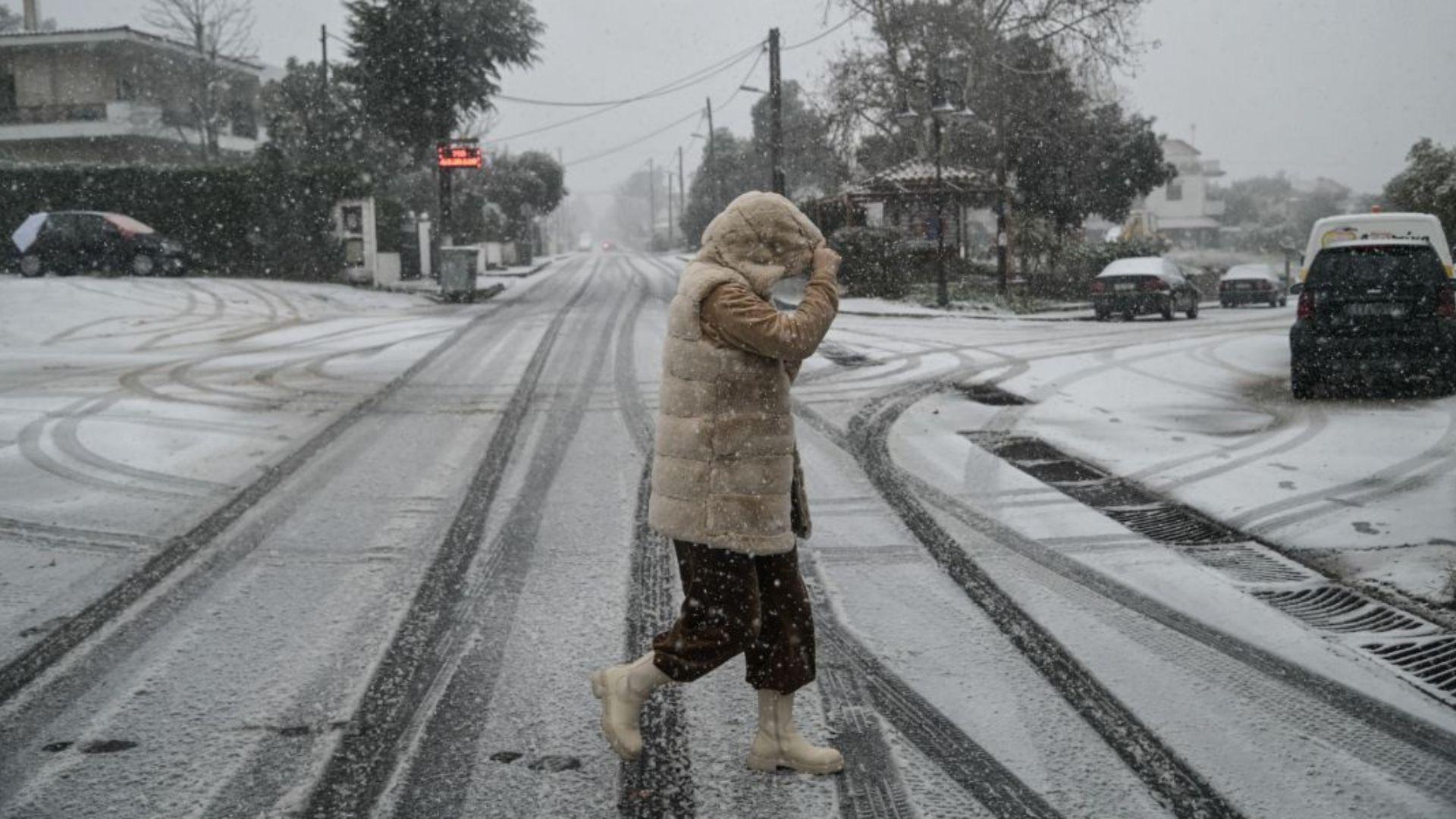 Έπεσε “Πολική φωτοβολίδα”! Πού θα χιονίσει σήμερα