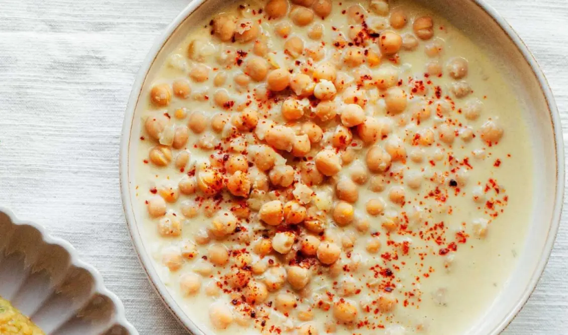 Ρεβυθάδα με ταχίνι και πάπρικα για τα Θεοφάνια