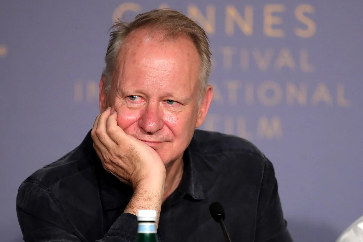 Στέλαν Σκάρσγκαρντ: Το εγκεφαλικό με έκανε πιο χαζό και λιγότερο αστείο