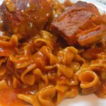 Πώς να φτιάξετε χοιρινό με παραδοσιακές χυλοπίτες