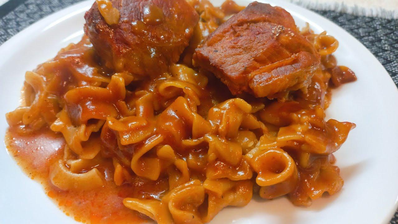 Πώς να φτιάξετε χοιρινό με παραδοσιακές χυλοπίτες