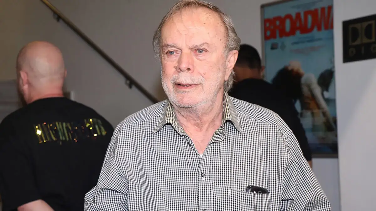 Χρήστος Πολίτης: Από την “Λάμψη” της διασημότητας στην απομόνωση στο Πόρτο Ράφτη – Θα αποτεφρωθεί η σορός του