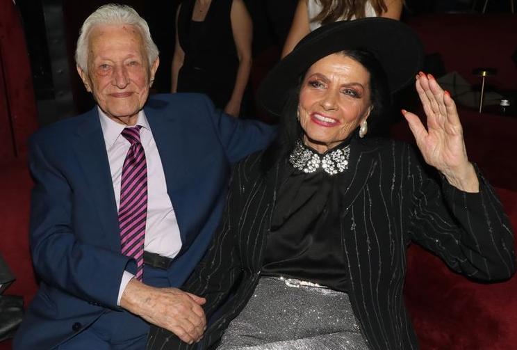 Ζωζώ Σαπουντζάκη: Συντετριμμένη από τον θάνατο του επί 28 χρόνια συντρόφου της