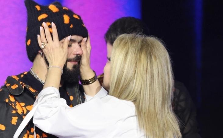 Akylas: Η μητέρα μου είναι ηρωίδα, έχει περάσει πολύ δύσκολα στη ζωή της