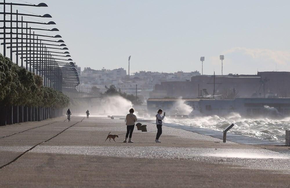 ΕΜΥ: Έκτακτο δελτίο καιρού, έρχονται καταιγίδες και θυελλώδεις άνεμοι