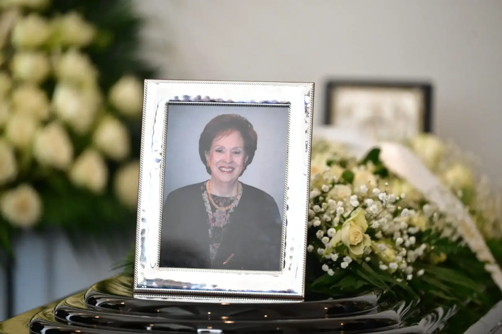 Άννα Ψαρούδα-Μπενάκη: Στο Α΄ Νεκροταφείο η κηδεία της