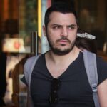 Κώστας Δόξας: “Αν ποτέ κάποιος άντρας στο ενδοοικογενειακό του περιβάλλον φάει ξύλο, να το δηλώνει”