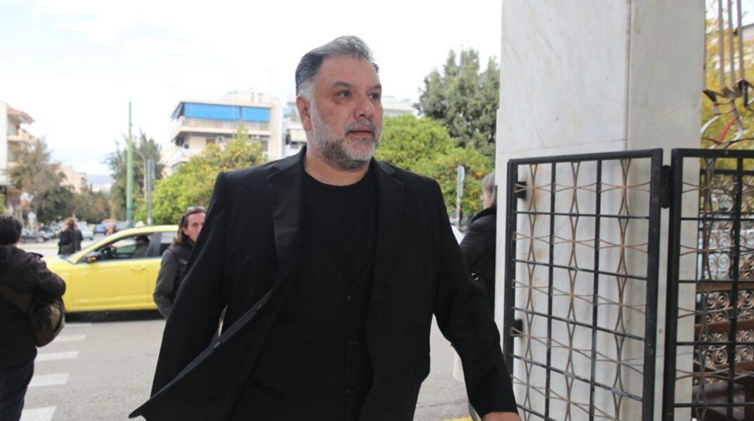 Γρηγόρης Αρναούτογλου: Επέστρεψε στο ραδιόφωνο μετά τον θάνατο της μητέρας του