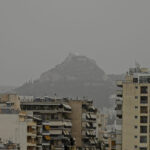 Τοπίο από Σαχάρα με άστατο καιρό