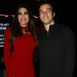 Η Κίμπερλι στον ελληνικό τελικό της Eurovision με τον γιο της