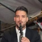 Άρης Μουγκοπέτρος: Ξαναέπαιξε κλαρίνο με δύο δάχτυλα!