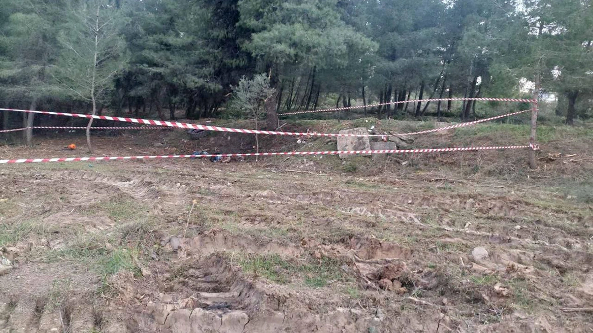 Θρίλερ στη Χαλκιδική με τον εντοπισμό σακούλας με ανθρώπινα οστά