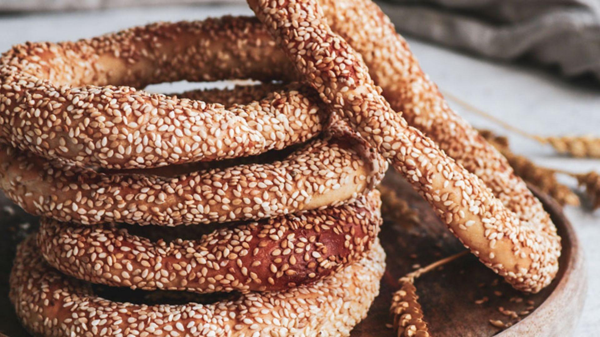 Φτιάξτε σπιτικό κουλούρι Θεσσαλονίκης και δεν θα μείνει ψίχουλο!