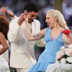 Lady Gaga: “Μοιάζει με πουλί που το πάτησε λεωφορείο”