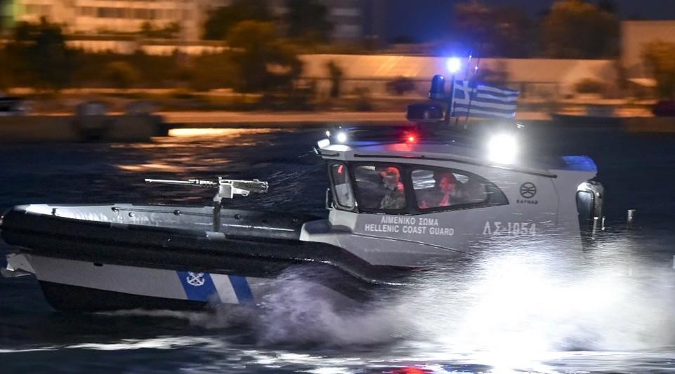 Χίος: Σοβαρό επεισόδιο μεταξύ Λιμενικού και διακινητών μεταναστών με νεκρούς και τραυματίες