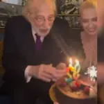 Αλέξανδρος Λυκουρέζος: Πάρτι-έκπληξη για τα 92α γενέθλιά του