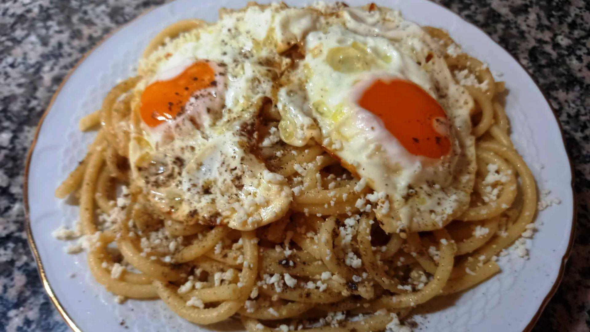 Πώς θα φτιάξετε μανιάτικη τσουχτή