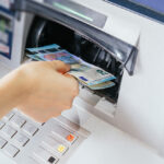 ΔΥΠΑ: Επίδομα 200 ευρώ για 12 μήνες